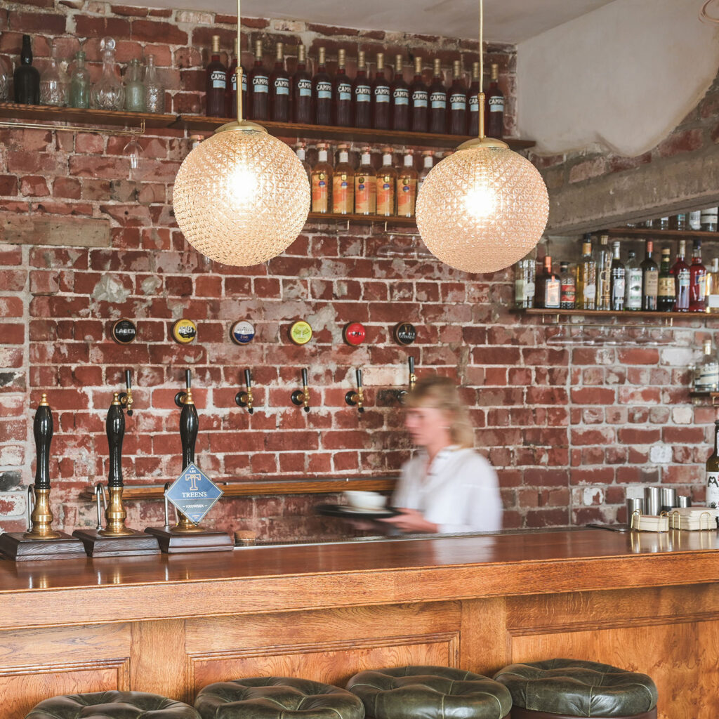 Skinflint lights at Harbour House